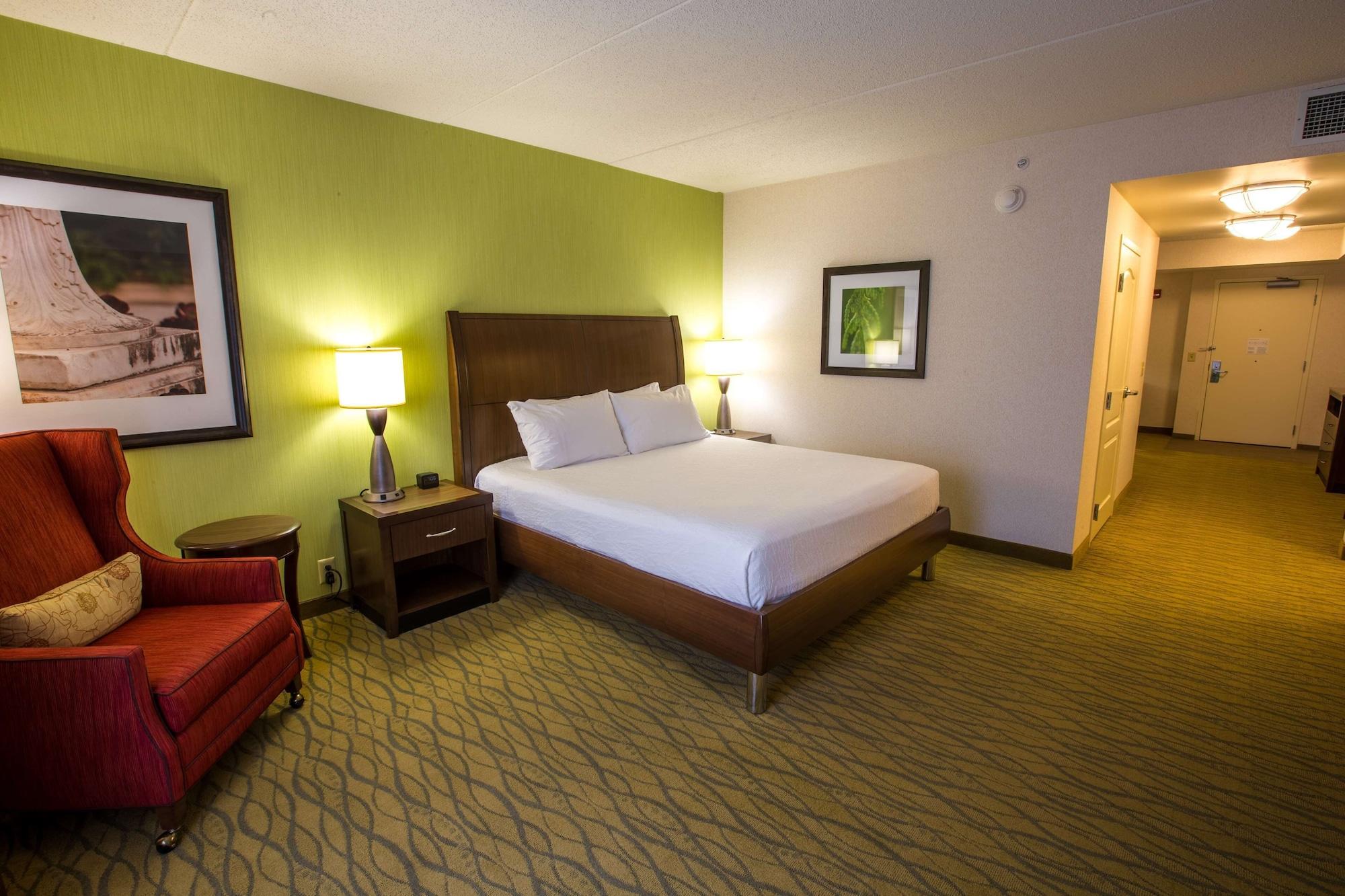 Hilton Garden Inn Стейт Колидж Екстериор снимка