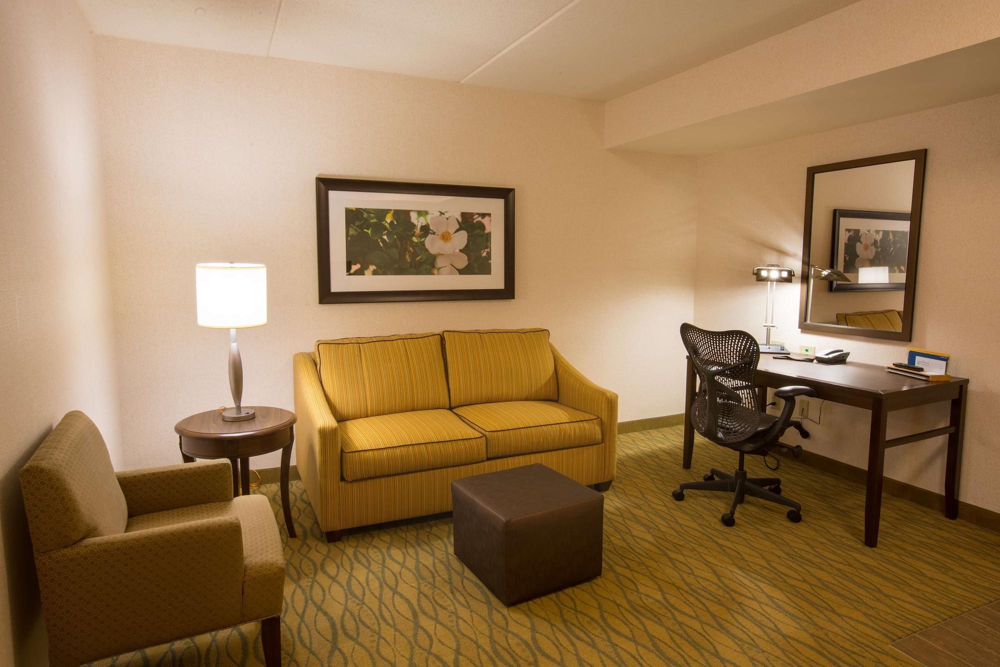 Hilton Garden Inn Стейт Колидж Екстериор снимка
