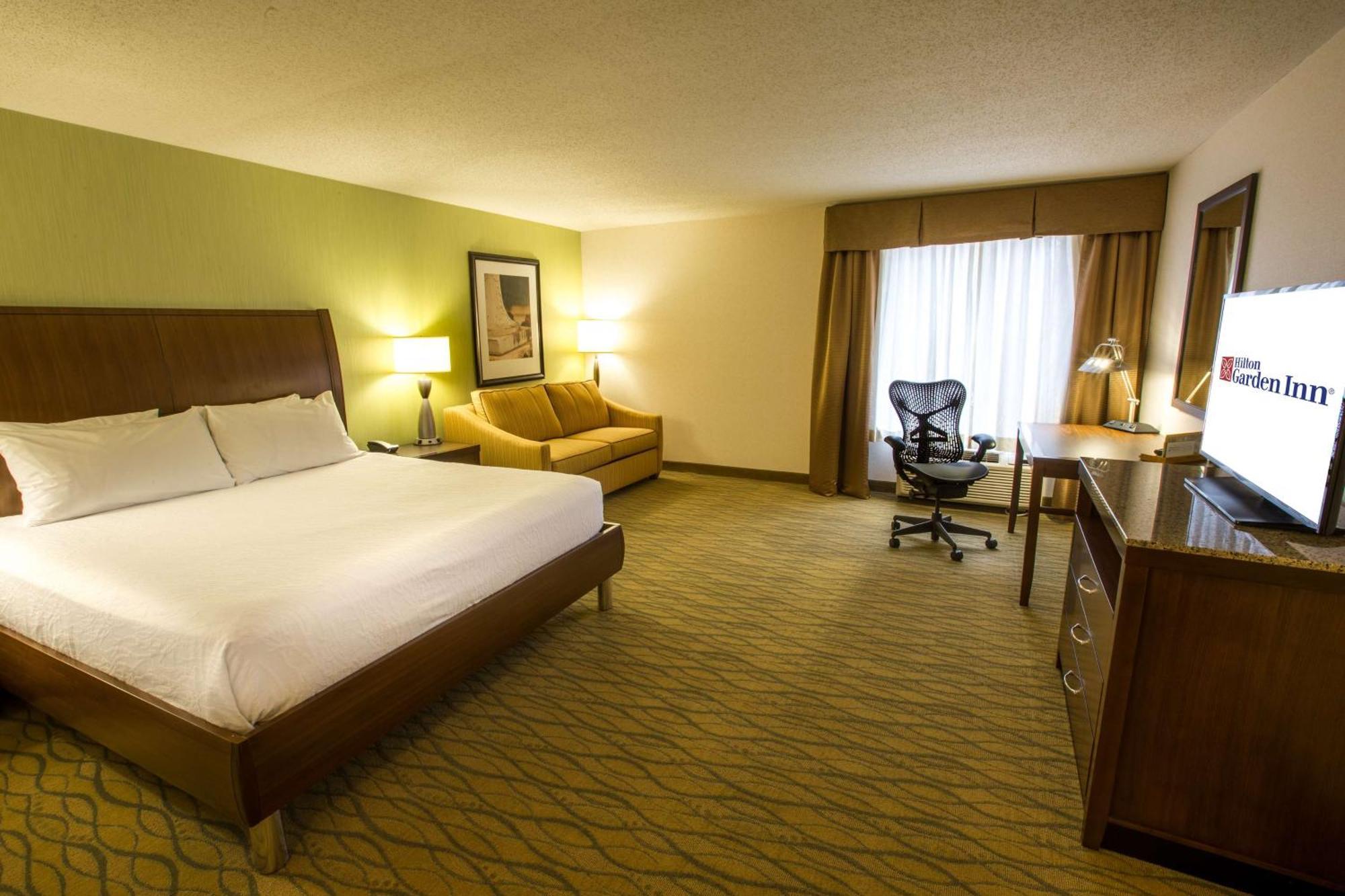 Hilton Garden Inn Стейт Колидж Екстериор снимка