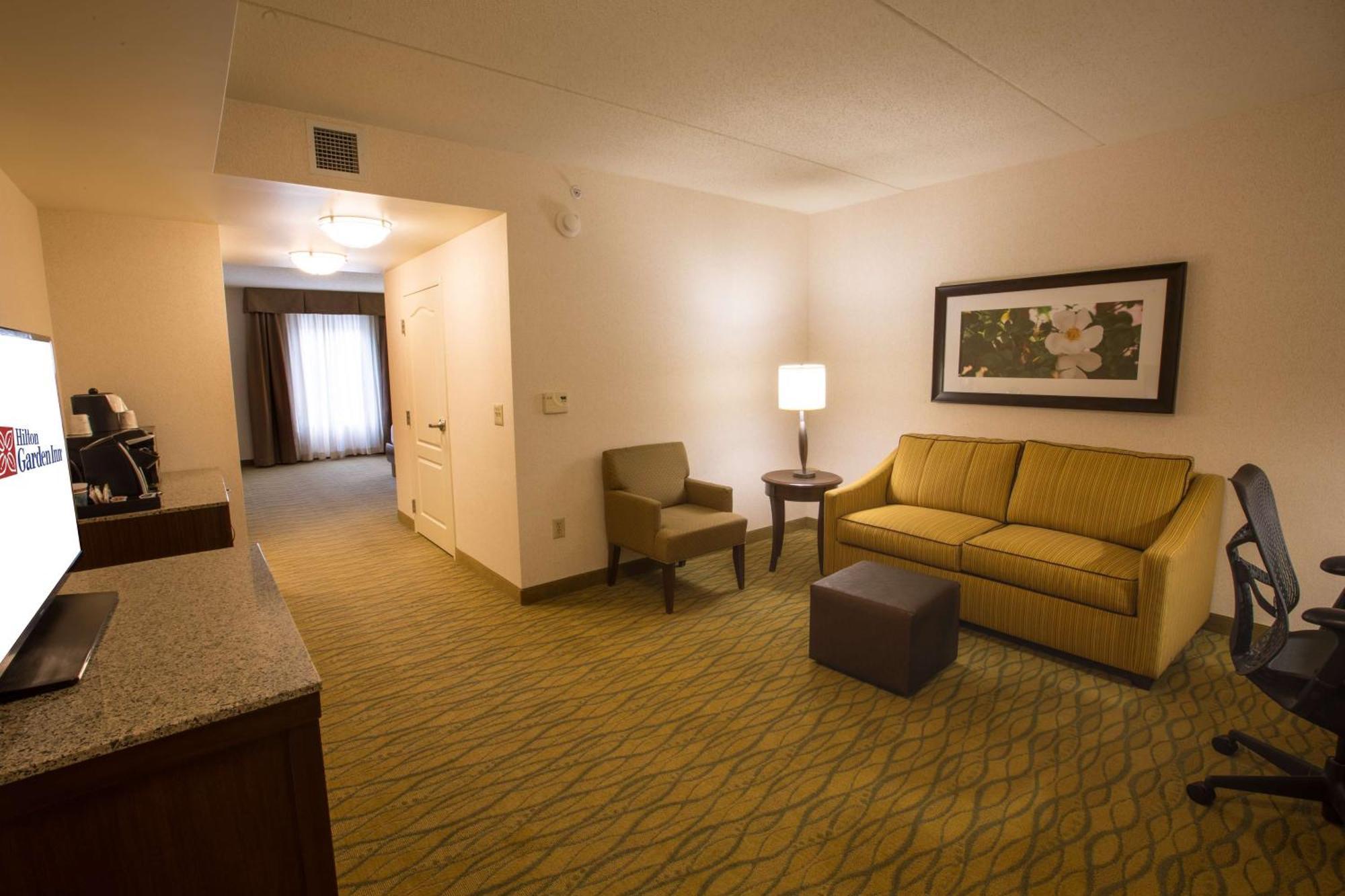 Hilton Garden Inn Стейт Колидж Екстериор снимка