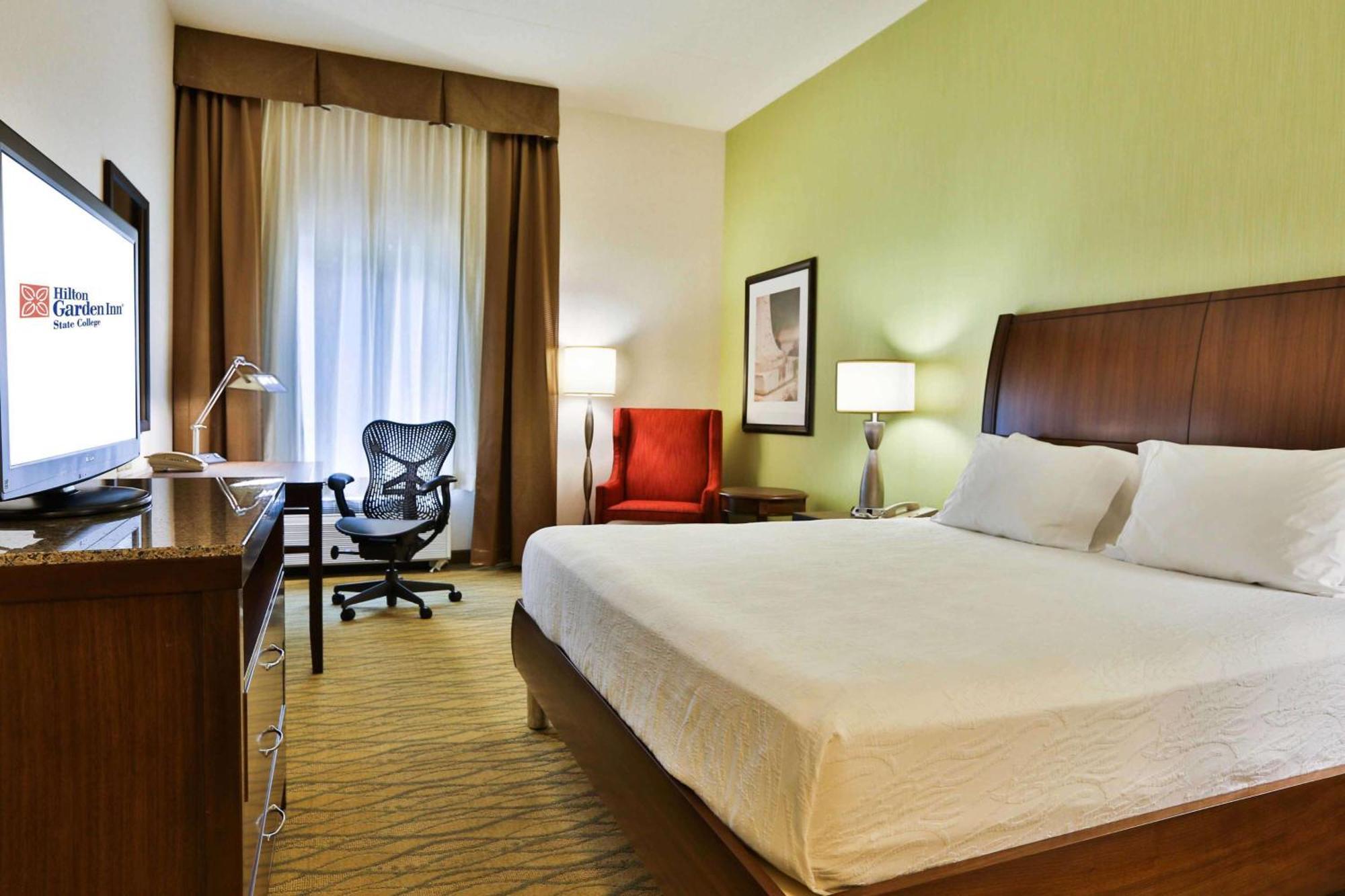 Hilton Garden Inn Стейт Колидж Екстериор снимка